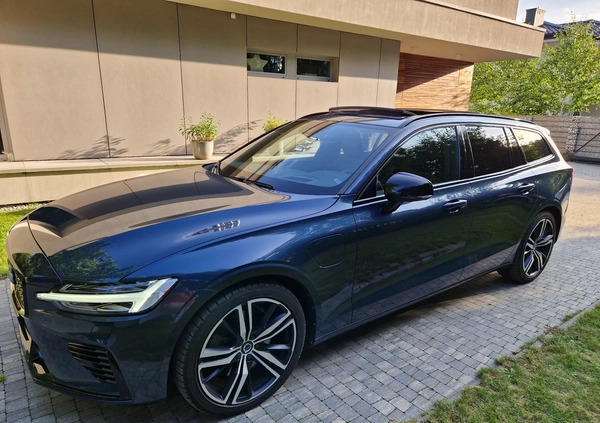 Volvo V60 cena 163900 przebieg: 85500, rok produkcji 2019 z Katowice małe 781